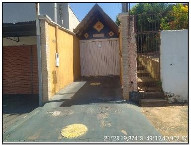 Casa em Vila Cardoso, Novo Horizonte/SP de 305m² 3 quartos à venda por R$ 289.700,00