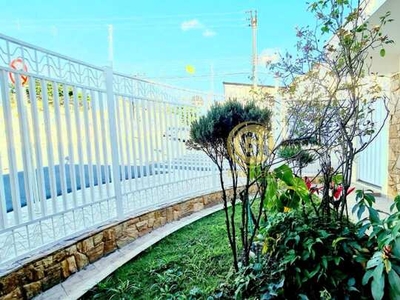 Casa térrea com edícula no Jardim Eulália em Taubaté