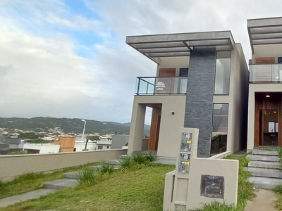 Sobrado em Ferraz, Garopaba/SC de 122m² 2 quartos à venda por R$ 1.039.000,00