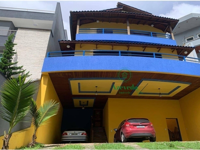 Sobrado em Parque Residencial Itapeti, Mogi das Cruzes/SP de 300m² 4 quartos à venda por R$ 1.689.000,00