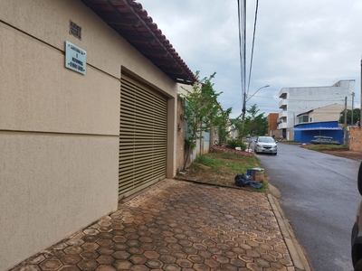 Sobrado em Setor Residencial Oeste (Planaltina), Brasília/DF de 245m² 3 quartos à venda por R$ 494.000,00
