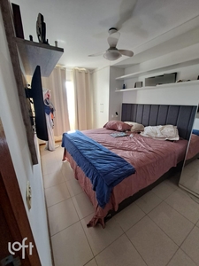 Apartamento à venda em Barra da Tijuca com 194 m², 4 quartos, 1 suíte, 2 vagas