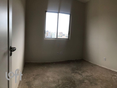 Apartamento à venda em João Pinheiro com 73 m², 3 quartos, 1 suíte, 2 vagas