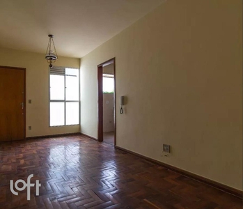Apartamento à venda em Sagrada Família com 60 m², 3 quartos, 1 suíte