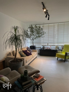 Apartamento à venda em Vila Andrade com 120 m², 3 quartos, 2 suítes, 2 vagas