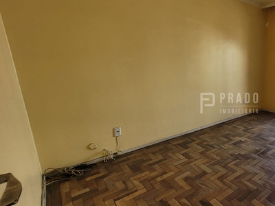 Apartamento em Centro, Pelotas/RS de 126m² 3 quartos à venda por R$ 349.000,00