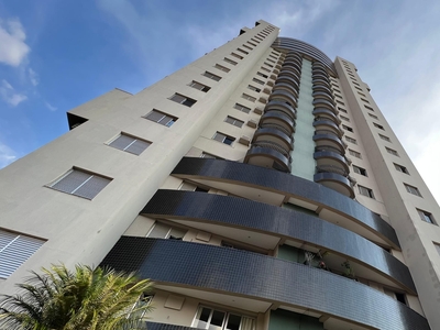 Apartamento em Cláudia, Londrina/PR de 97m² 3 quartos à venda por R$ 679.000,00