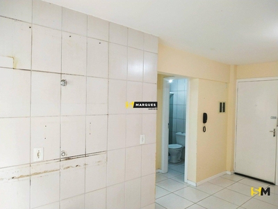 Apartamento em Jarivatuba, Joinville/SC de 54m² 2 quartos para locação R$ 710,00/mes