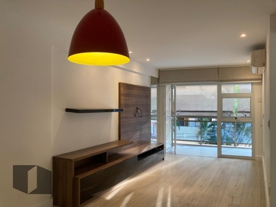 Apartamento em Laranjeiras, Rio de Janeiro/RJ de 74m² 2 quartos à venda por R$ 849.000,00