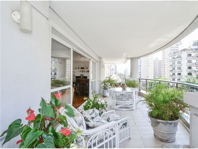 Apartamento em Moema, São Paulo/SP de 308m² 3 quartos à venda por R$ 5.399.000,00