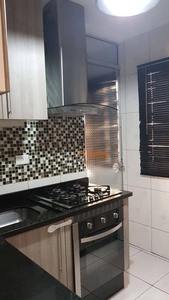 Apartamento em Parque Uirapuru, Guarulhos/SP de 44m² 2 quartos à venda por R$ 198.000,00