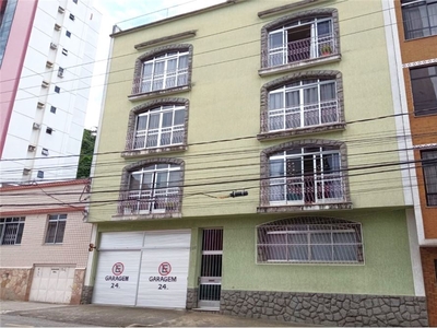 Apartamento em Santa Helena, Juiz de Fora/MG de 150m² 3 quartos para locação R$ 1.800,00/mes