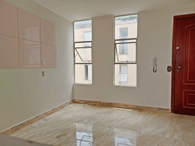 Apartamento em Saúde, São Paulo/SP de 51m² 2 quartos à venda por R$ 219.000,00