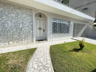 Casa em Balneário, Florianópolis/SC de 174m² 4 quartos à venda por R$ 1.399.000,00