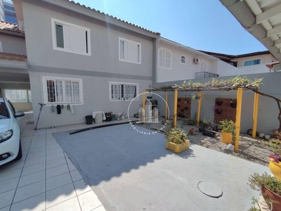 Casa em Barreiros, São José/SC de 156m² 3 quartos à venda por R$ 929.000,00