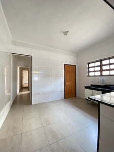 Casa em Boqueirão, Praia Grande/SP de 60m² 2 quartos à venda por R$ 294.000,00