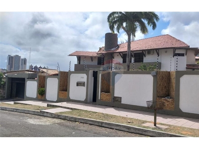 Casa em Capim Macio, Natal/RN de 467m² 5 quartos à venda por R$ 1.289.000,00