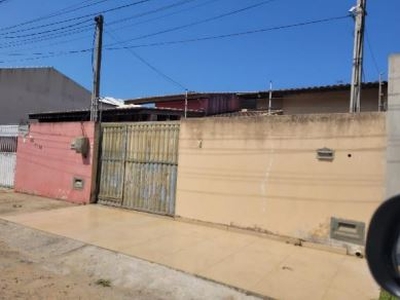 Casa em Centro, Campos dos Goytacazes/RJ de 307m² 2 quartos à venda por R$ 164.376,00