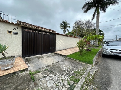Casa em Cidade Nova, Iguaba Grande/RJ de 194m² 3 quartos à venda por R$ 399.000,00