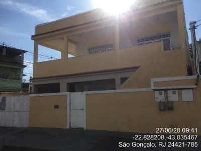 Casa em Galo Branco, São Gonçalo/RJ de 226m² 2 quartos à venda por R$ 111.897,00