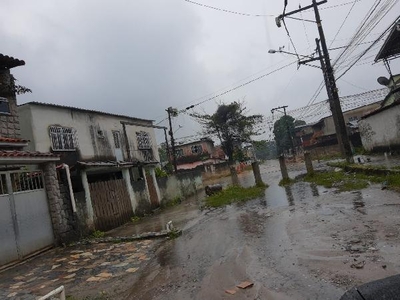 Casa em Itaúna, São Gonçalo/RJ de 225m² 3 quartos à venda por R$ 75.116,00