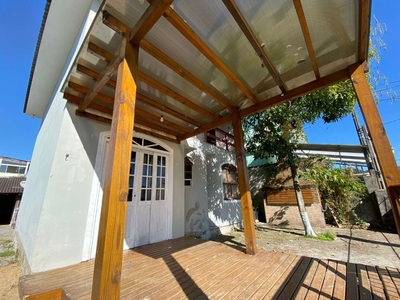 Casa em Jardim Aquarius, Palhoça/SC de 95m² 5 quartos à venda por R$ 679.000,00