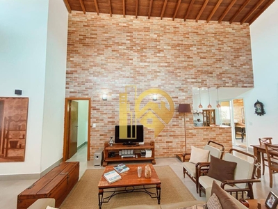 Casa em Jardim Bela Vista, São José dos Campos/SP de 285m² 4 quartos à venda por R$ 2.499.000,00