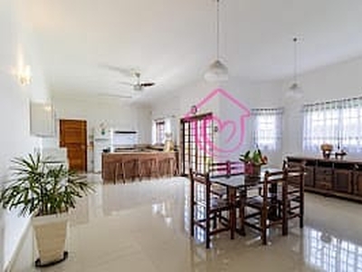 Casa em Jardim Estância Brasil, Atibaia/SP de 167m² 3 quartos à venda por R$ 749.000,00