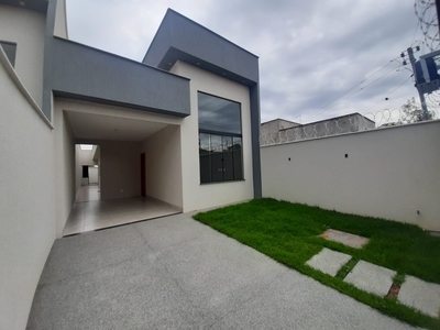 Casa em Jardim Rosa do Sul, Aparecida de Goiânia/GO de 110m² 3 quartos à venda por R$ 334.000,00