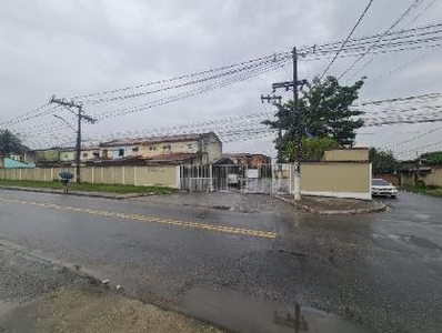 Casa em Mazomba, Itaguaí/RJ de 94m² 2 quartos à venda por R$ 129.000,00