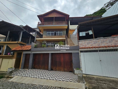 Casa em Olaria, Nova Friburgo/RJ de 295m² 3 quartos à venda por R$ 549.000,00