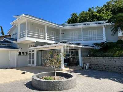 Casa em Ponta de Baixo, São José/SC de 700m² 5 quartos à venda por R$ 2.499.000,00