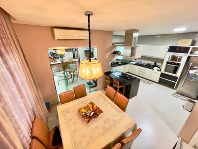 Casa em Ponta Negra, Manaus/AM de 212m² 3 quartos à venda por R$ 1.299.000,00