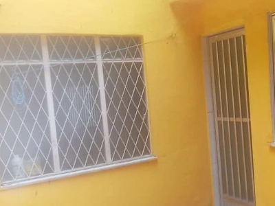 Casa em Santa Eugênia, Nova Iguaçu/RJ de 80m² 3 quartos para locação R$ 1.400,00/mes