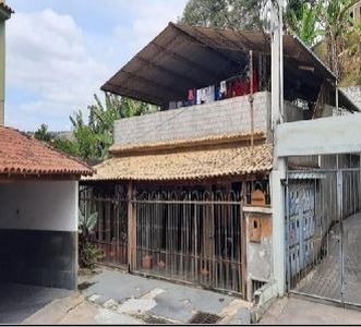 Casa em Senna Campos, Cordeiro/RJ de 262m² 3 quartos à venda por R$ 219.200,00