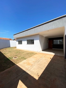 Casa em Setor Colonial Sul, Aparecida de Goiânia/GO de 105m² 3 quartos à venda por R$ 349.000,00