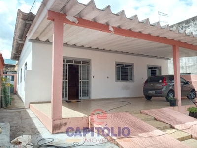 Casa em Setor Leste Universitário, Goiânia/GO de 280m² 4 quartos à venda por R$ 649.000,00