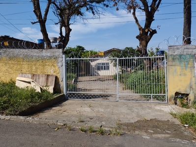 Casa em Setor São José, Goiânia/GO de 100m² 3 quartos para locação R$ 1.100,00/mes