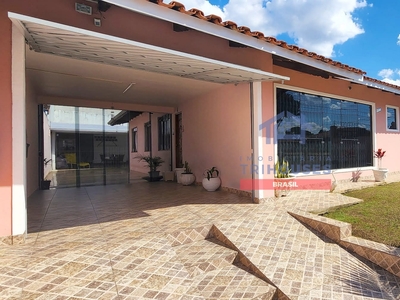 Casa em Uberaba, Curitiba/PR de 250m² 3 quartos à venda por R$ 849.000,00