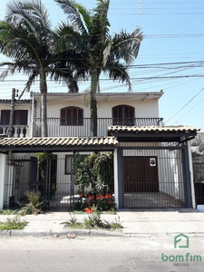 Casa em Vargas, Sapucaia do Sul/RS de 193m² 4 quartos para locação R$ 2.000,00/mes