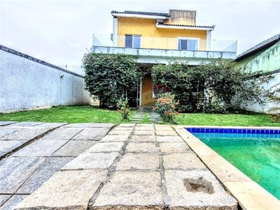 Casa em Vargem Grande, Rio de Janeiro/RJ de 240m² 4 quartos à venda por R$ 879.000,00