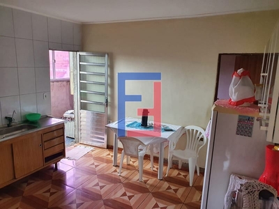 Casa em Vila Barros, Guarulhos/SP de 130m² 4 quartos à venda por R$ 319.000,00