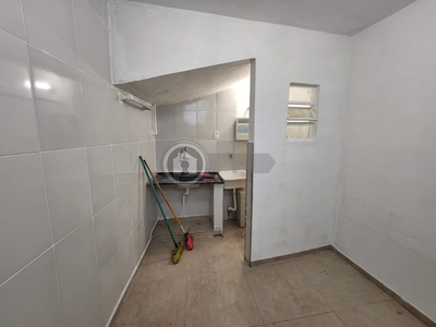 Casa em Vila Constança, São Paulo/SP de 15m² 1 quartos para locação R$ 450,00/mes