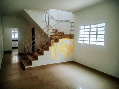 Casa em Vila Formosa, Jacareí/SP de 140m² 3 quartos para locação R$ 2.750,00/mes