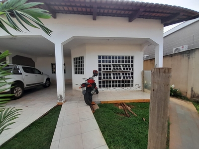 Casa em Vila Mauá, Goiânia/GO de 205m² 3 quartos à venda por R$ 588.900,00