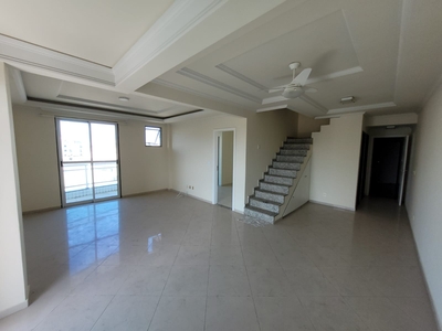 Penthouse em Braga, Cabo Frio/RJ de 200m² 3 quartos para locação R$ 2.800,00/mes