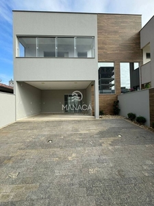 Sobrado em , Balneário Piçarras/SC de 129m² 3 quartos à venda por R$ 739.000,00