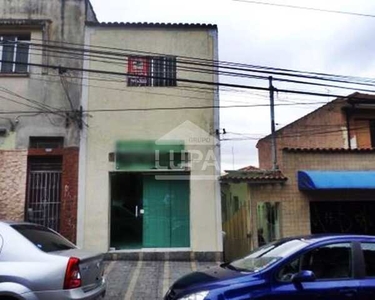 3 banheiro na Rua Araritaguaba