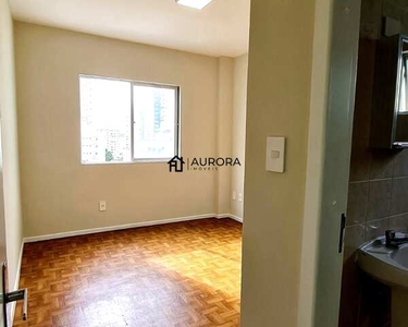 Apartamento reformado no Pioneiros