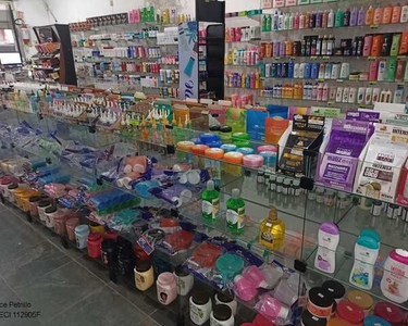 Vende-se tradicional loja de cosméticos e perfumaria no centro de Peruíbe